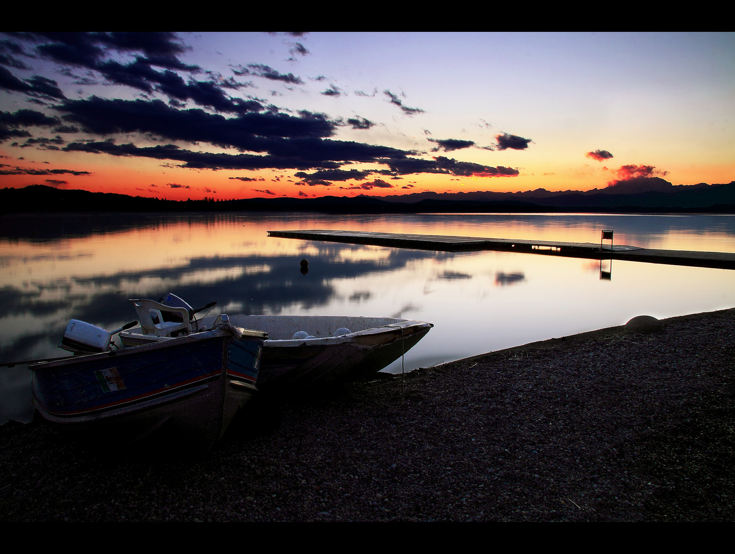 tramonto sul lago di Varese 02