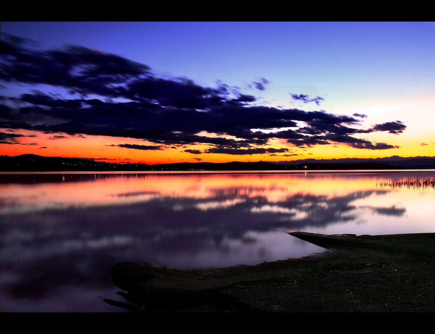 tramonto sul lago di Varese 03