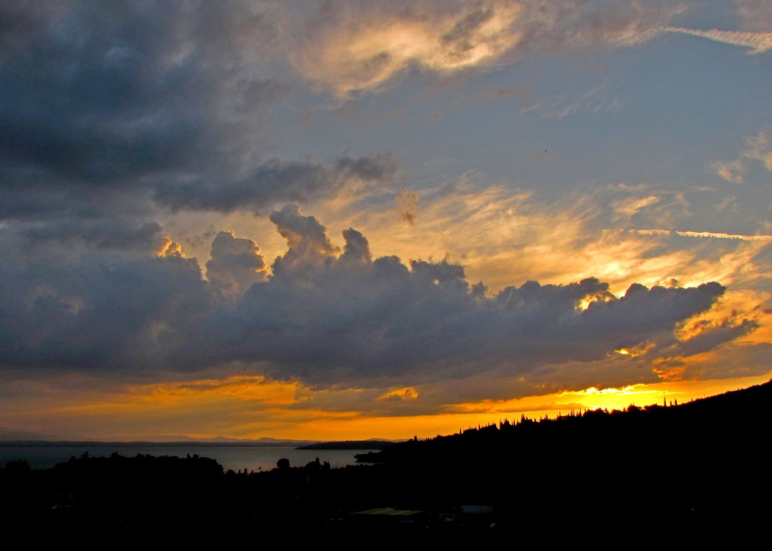 Tramonto sul Lago Trasimeno