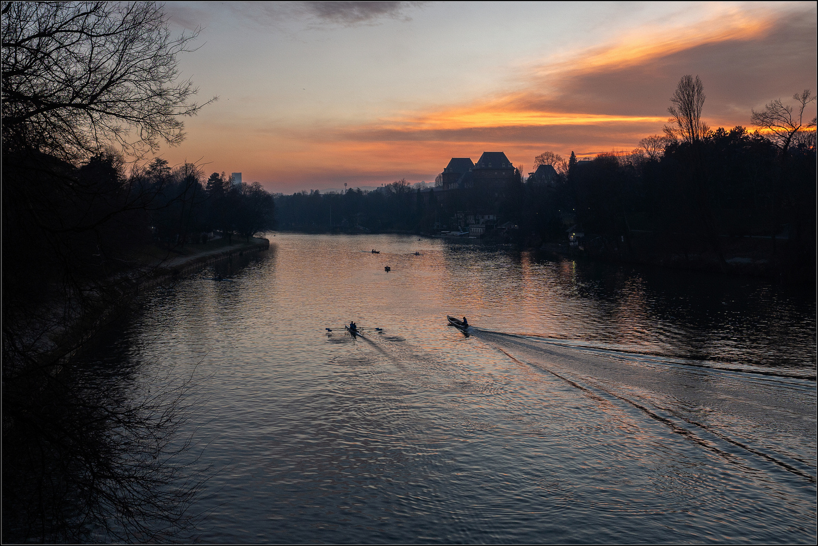 tramonto sul po a torino