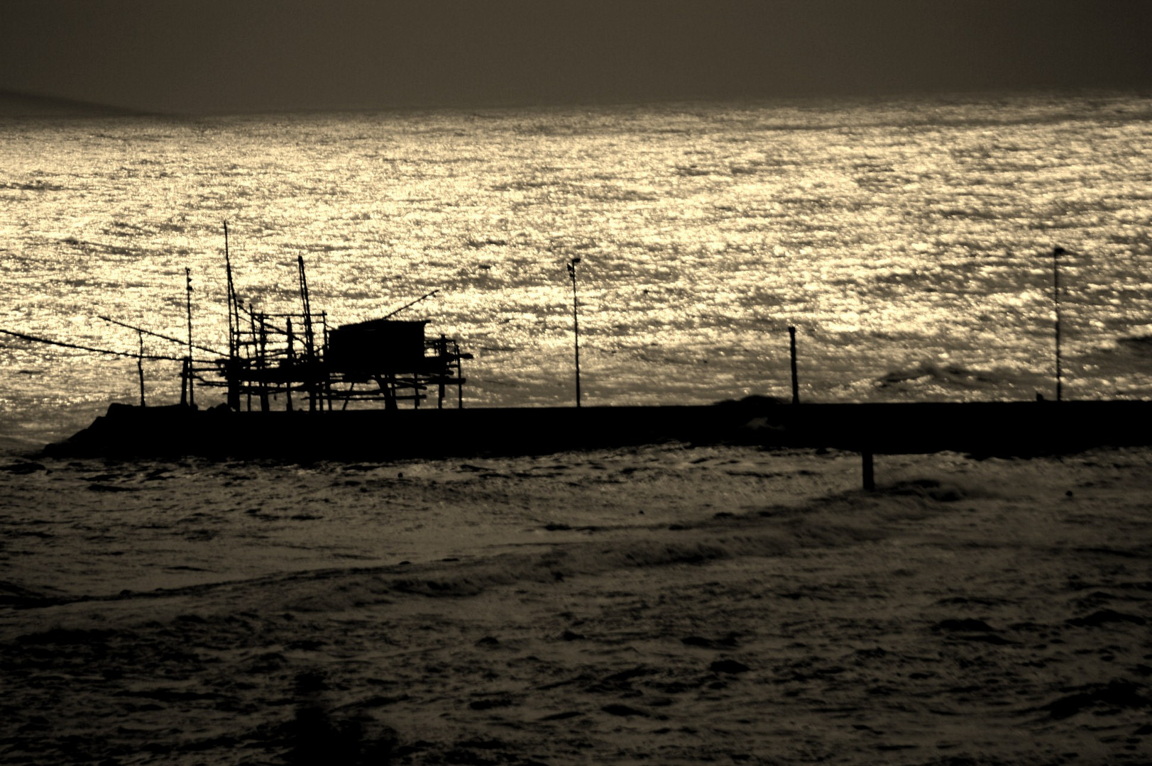 tramonto sul trabocco