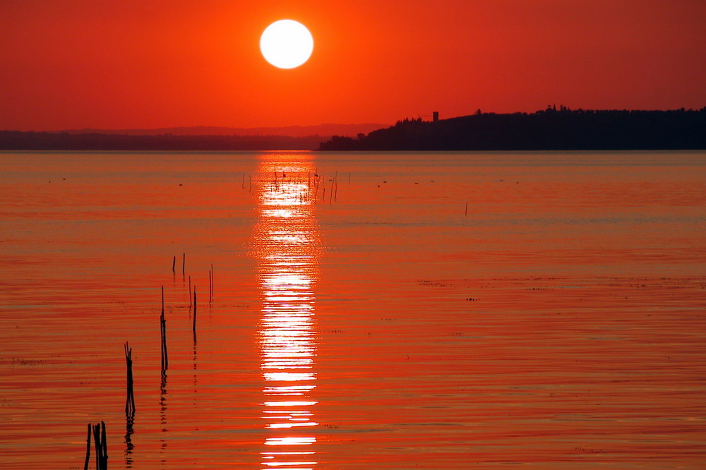 Tramonto sul Trasimeno