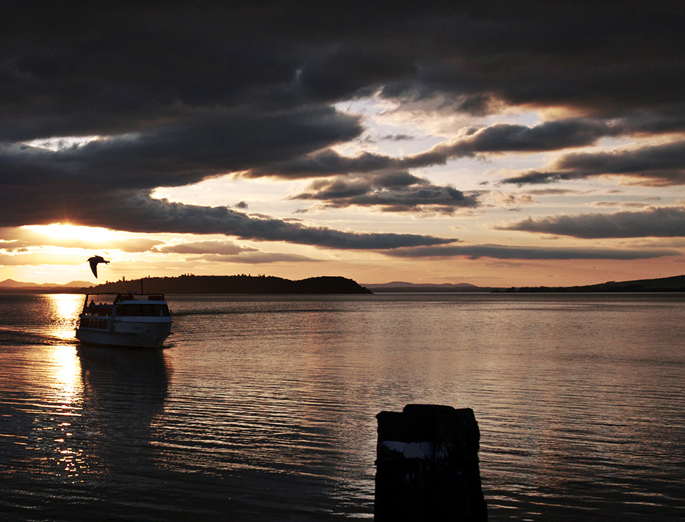 TRAMONTO SUL TRASIMENO