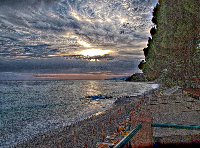 Tramonto sulla spiaggia di Palinuro