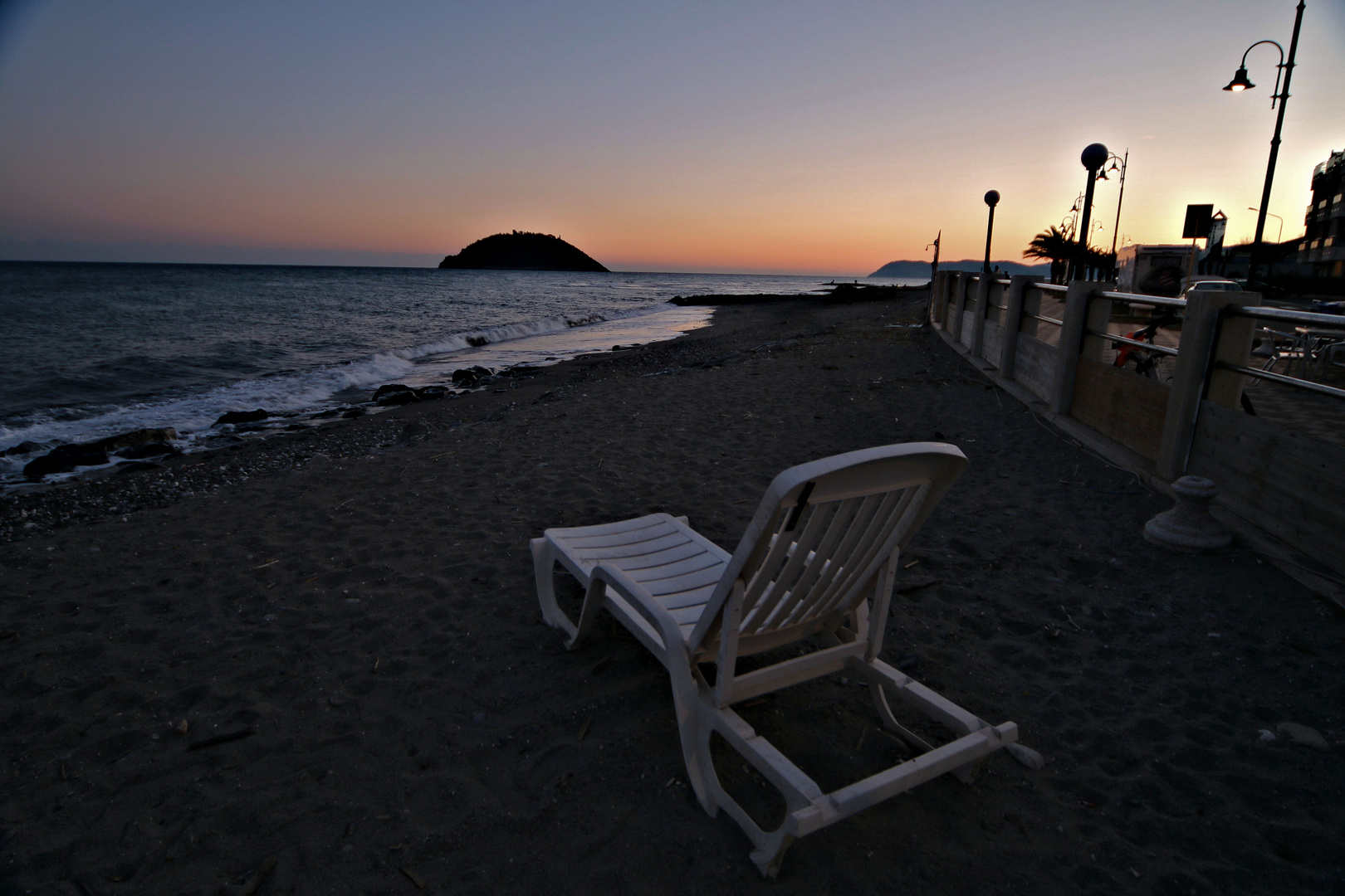 Tramonto sull'isola Gallinara - Albenga SV