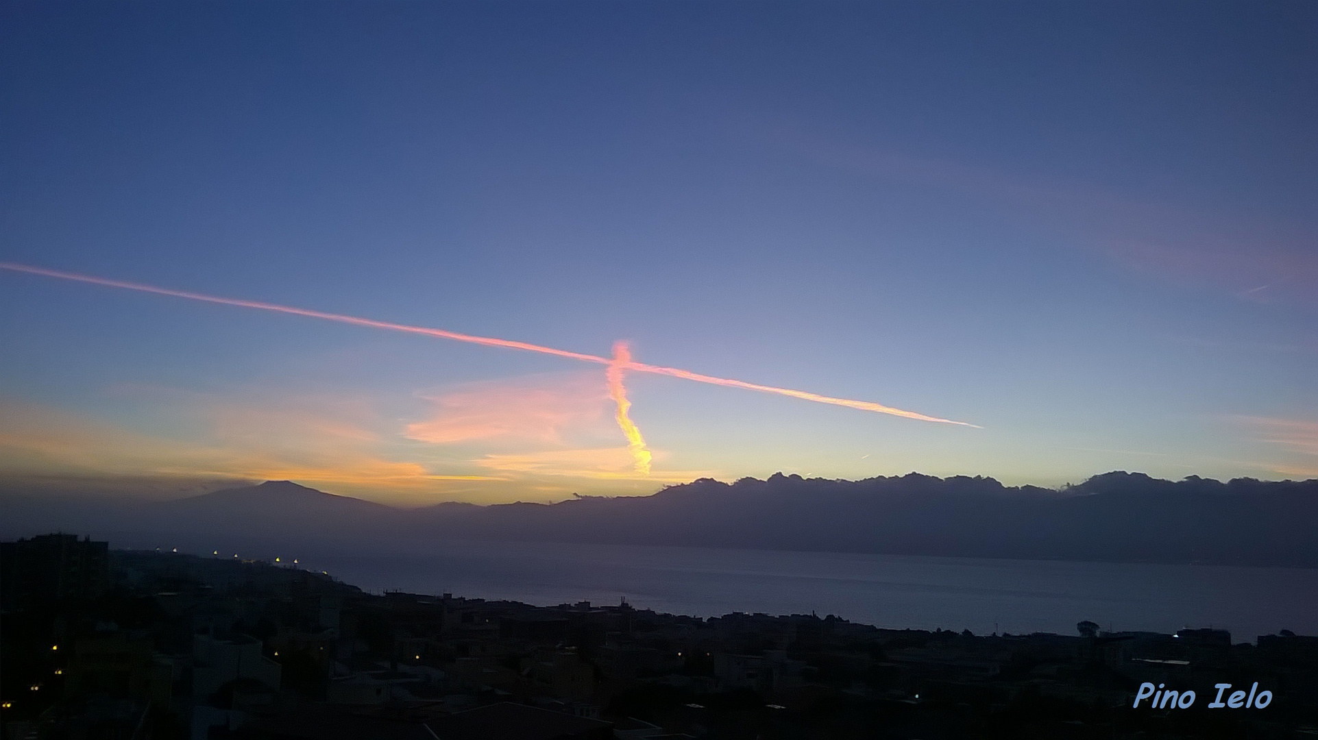 tramonto sullo Stretto di Messina