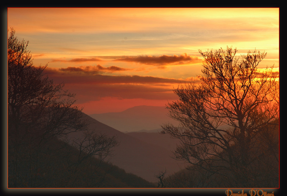 Tramonto tra i monti