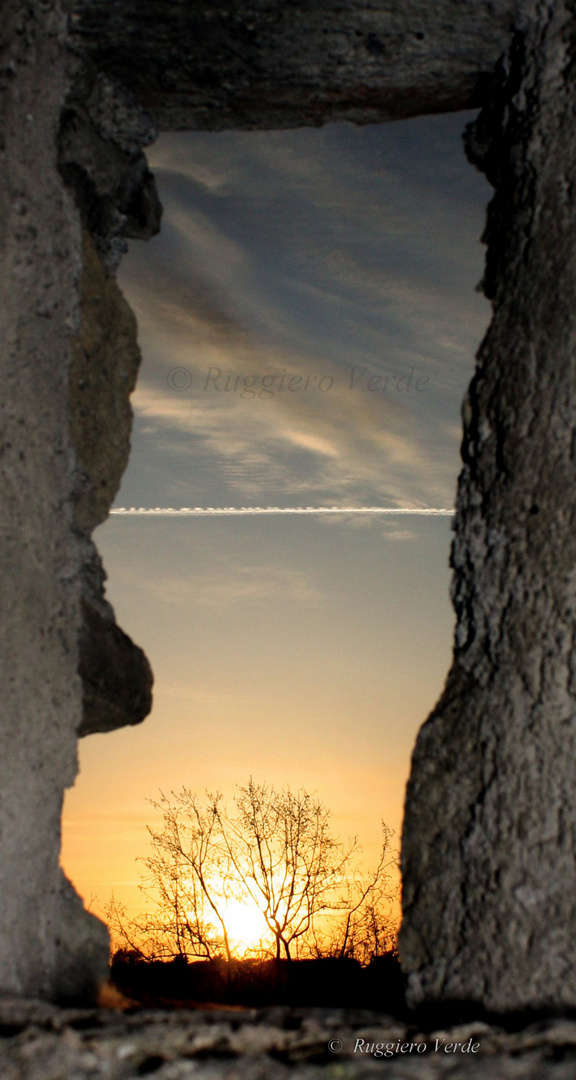 Tramonto visto dal "Castrum Ardeae o Castello Sforza Cesarini di Ardea