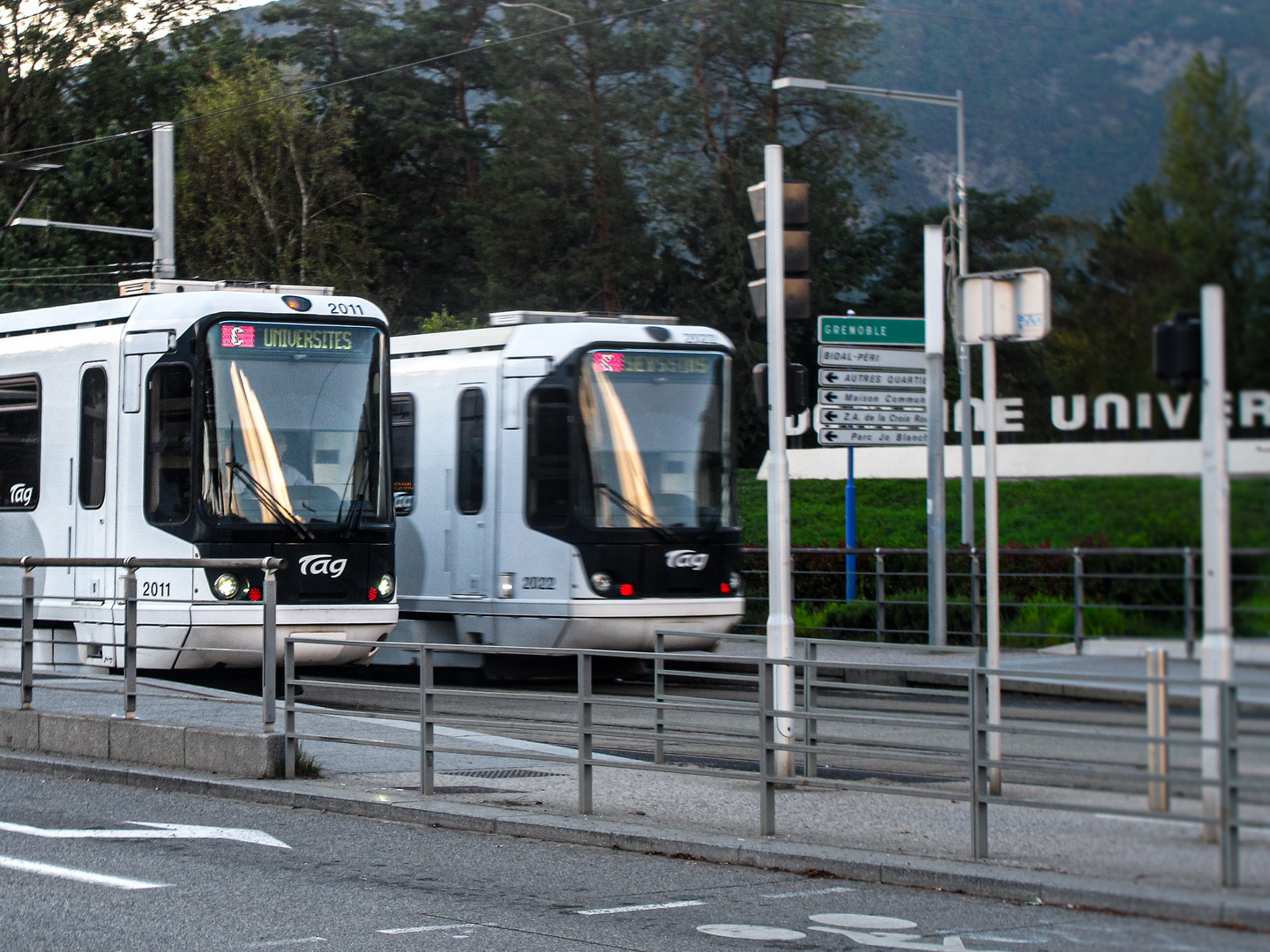 trams et domaine universitaire