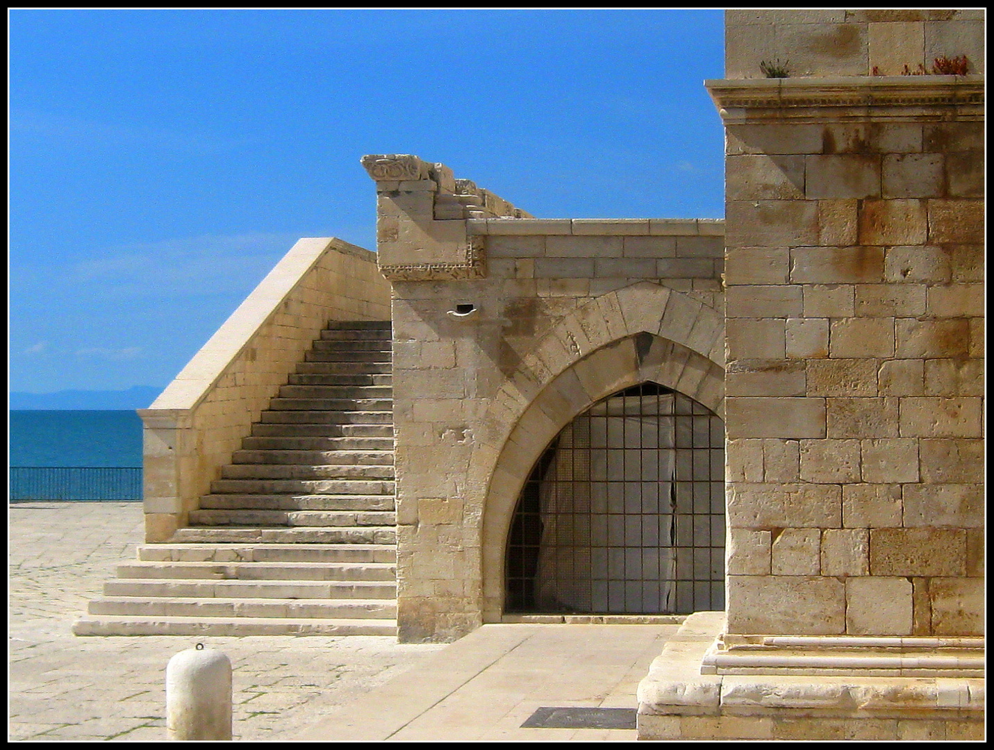 Trani...dettagli della cattedrale ....