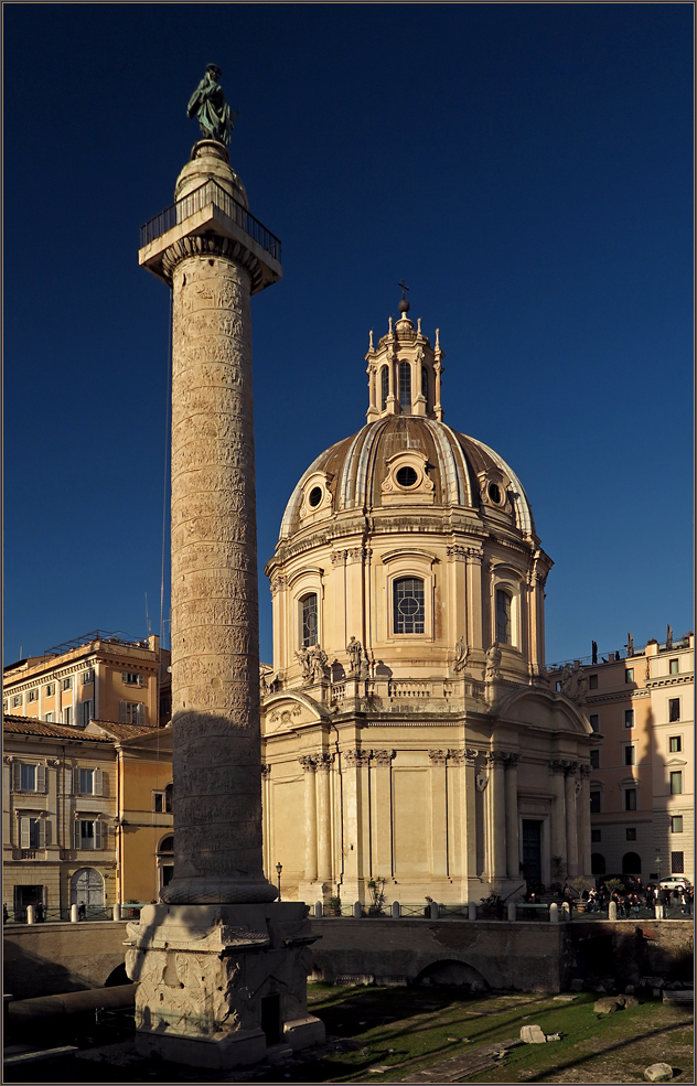 Tranjansäule & Kirche Santissimo Nome di Maria al Foro Traiano