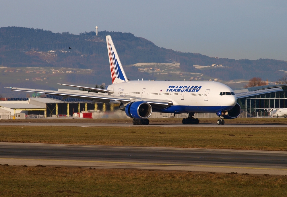 Transaero Boeing 777-212ER