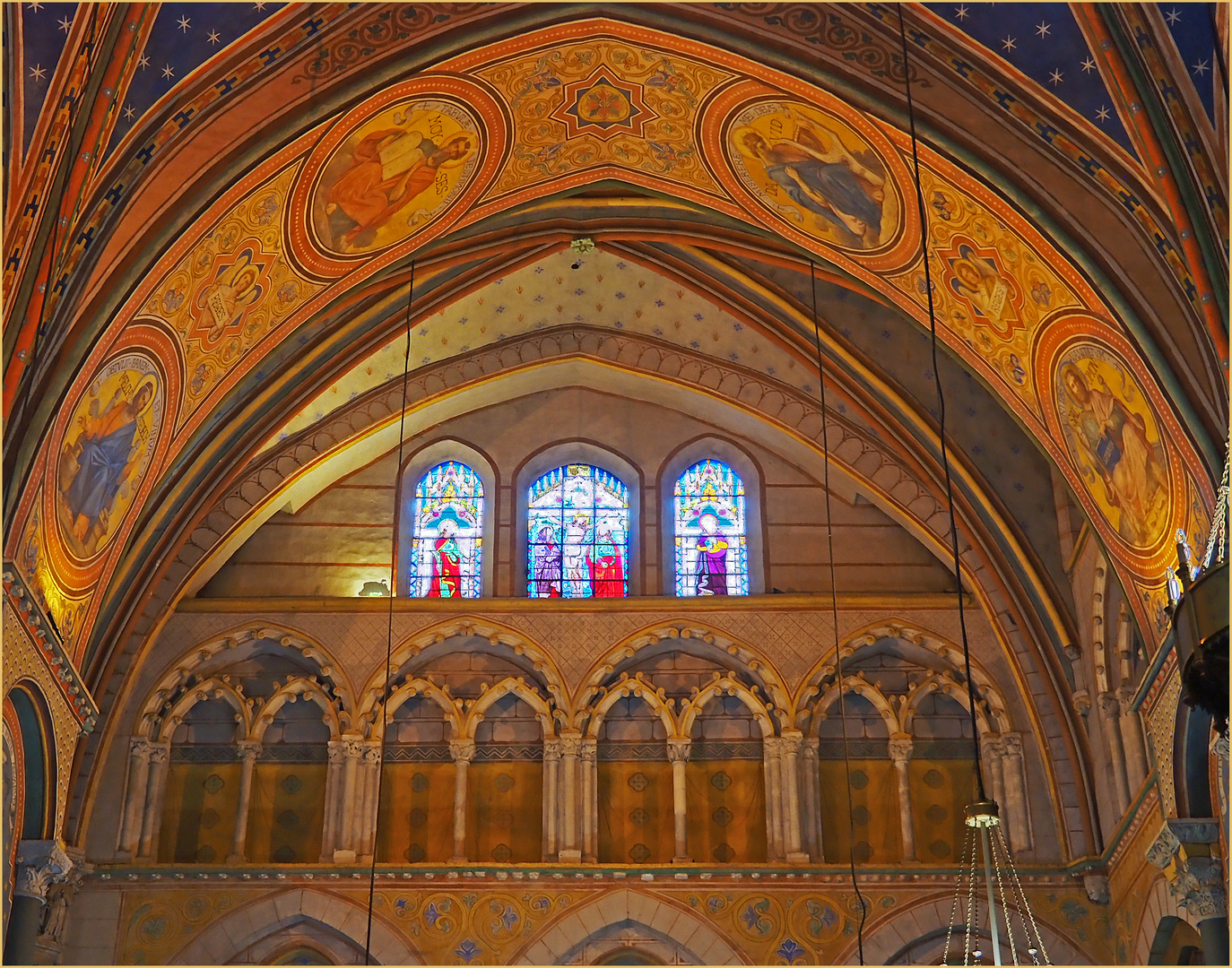 Transept nord de la Cathédrale Saint-Caprais 