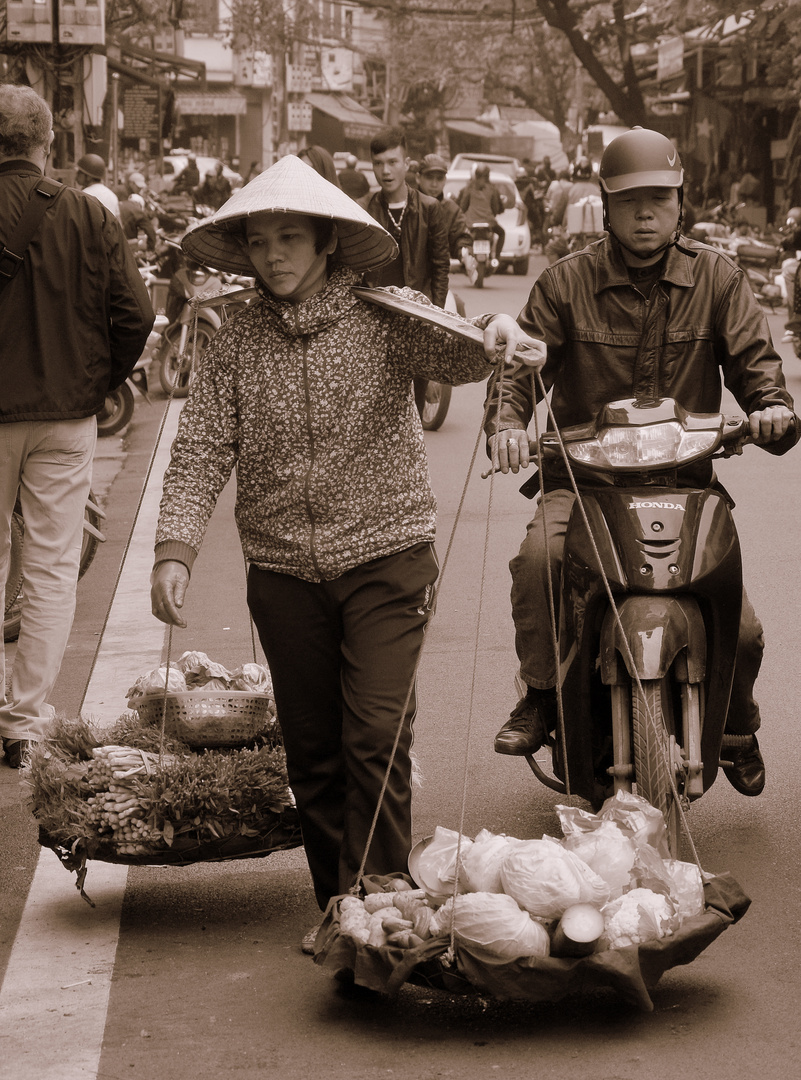 Transportation in the streets of Hanoi