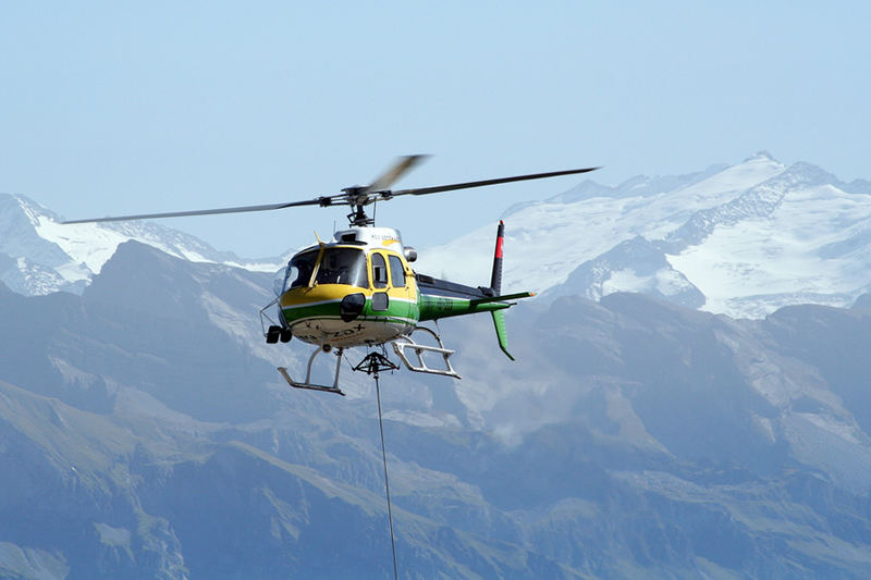 ... Transportflug auf den Pilatus ...