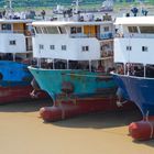 Transportschiffe auf dem Jangtse in Chongquing