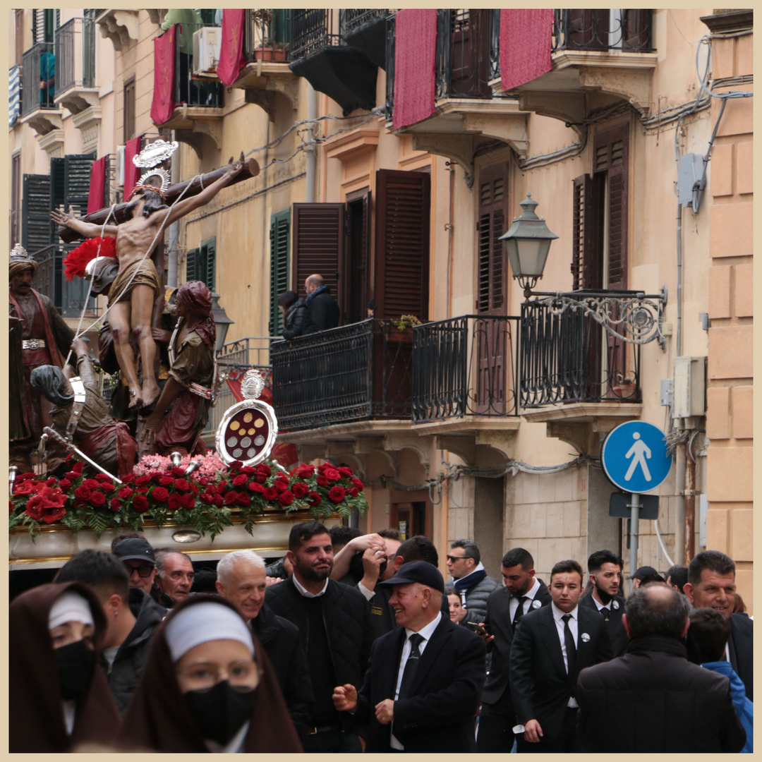 Trapani procession 566