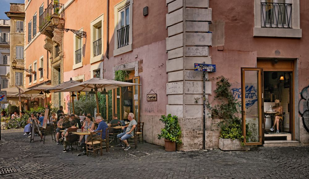 Trastevere Roma  la vita è bella