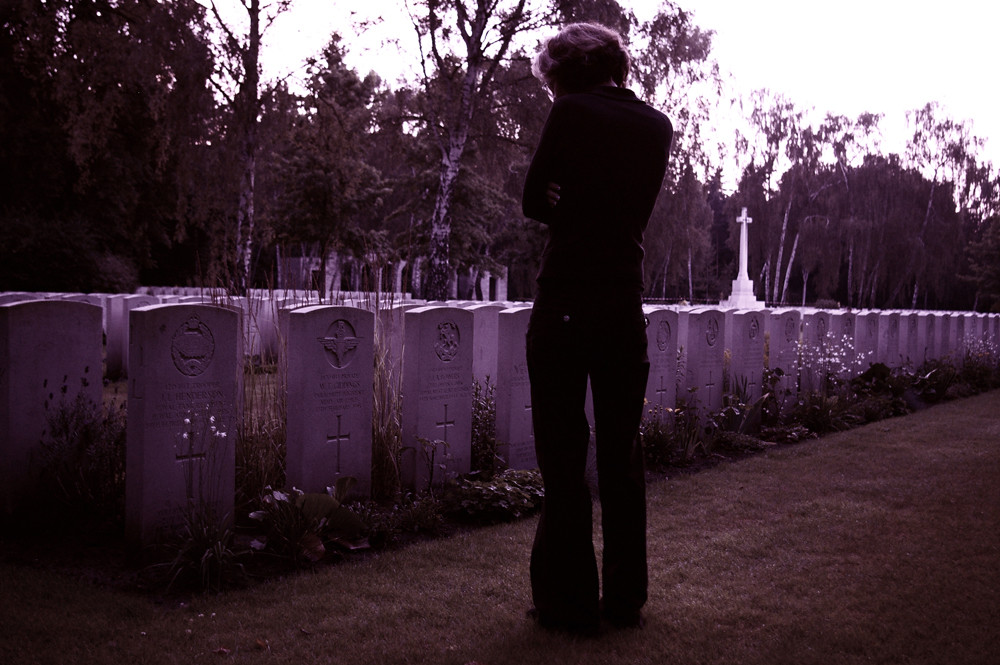 Trauer - War Cemetry Berlin