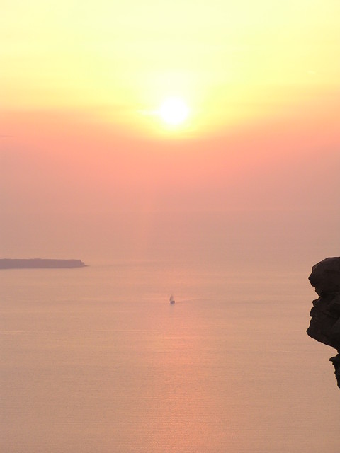 Traumhafte Farben beim Sonnenuntergang auf Santorin