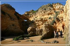 Traumhafte Felsen und Buchtenlandschaft in Alvor / Algarve