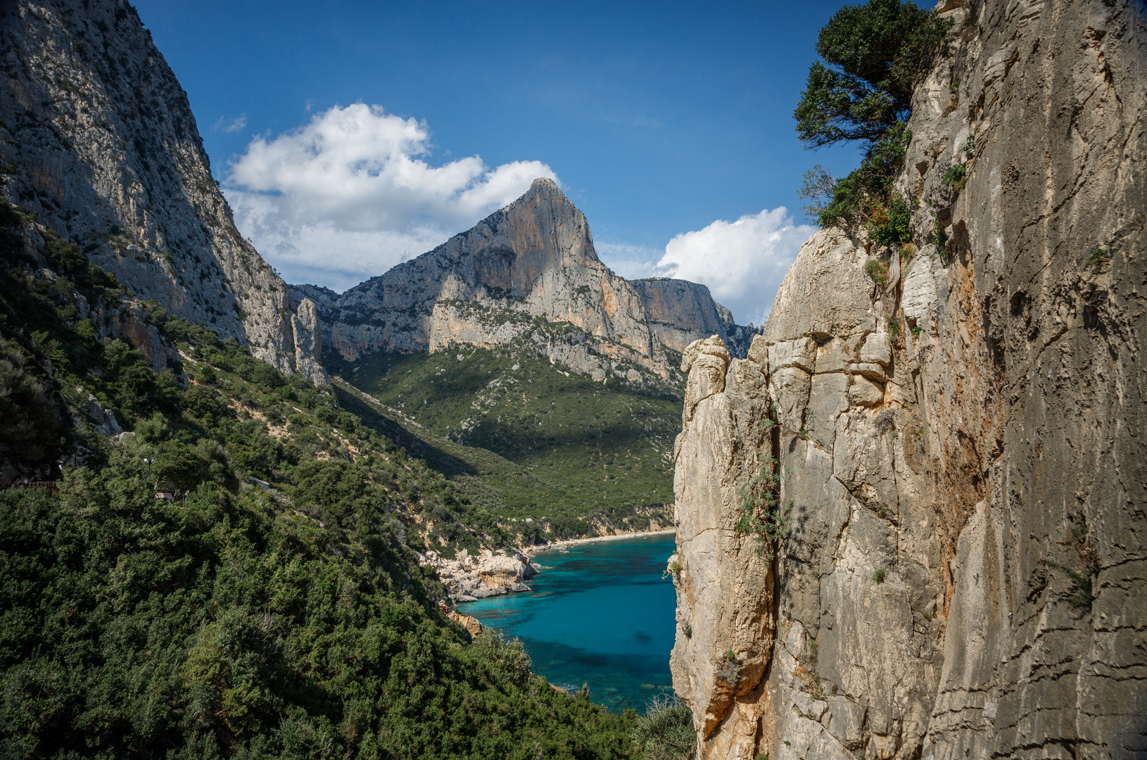 Traumhafte Küstenlandschaft auf Sardinien 