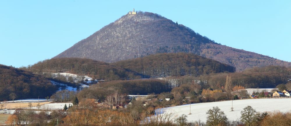 Traumhafte Sicht gestern in Böhmen auf den Millesovka (Milleschauer)...