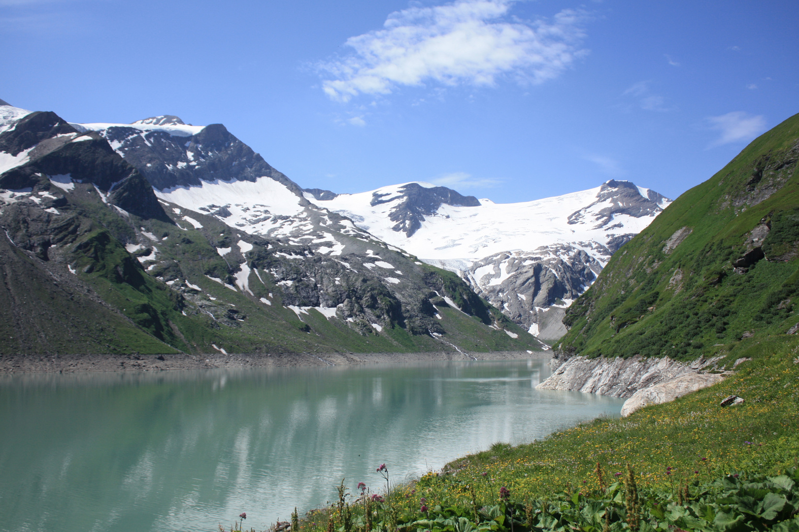 traumhafter Gebirgsstausee