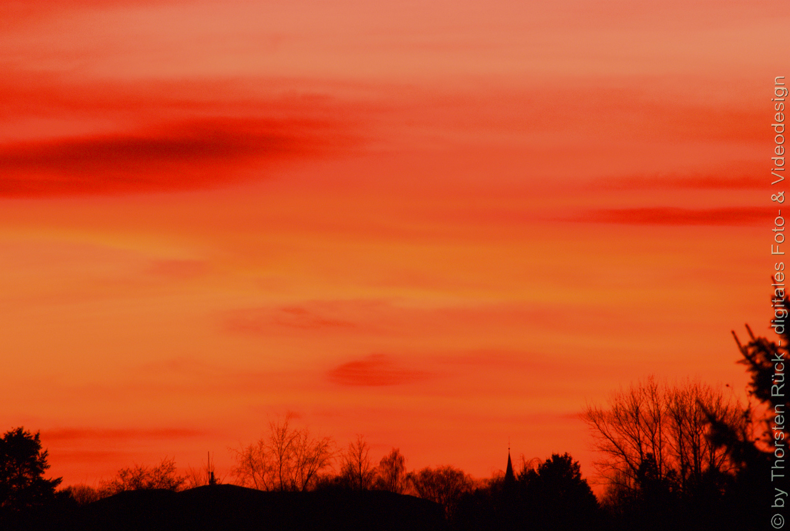 Traumhafter Novemberabendhimmel