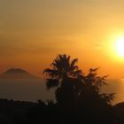 Traumhafter Sonnenuntergang neben dem Stromboli