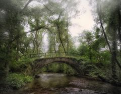 Traumpfade --- Eltzer Burgpanorama...romantische Klinkerbrücke