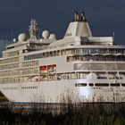 Traumschiff im Nord-Ostsee-Kanal