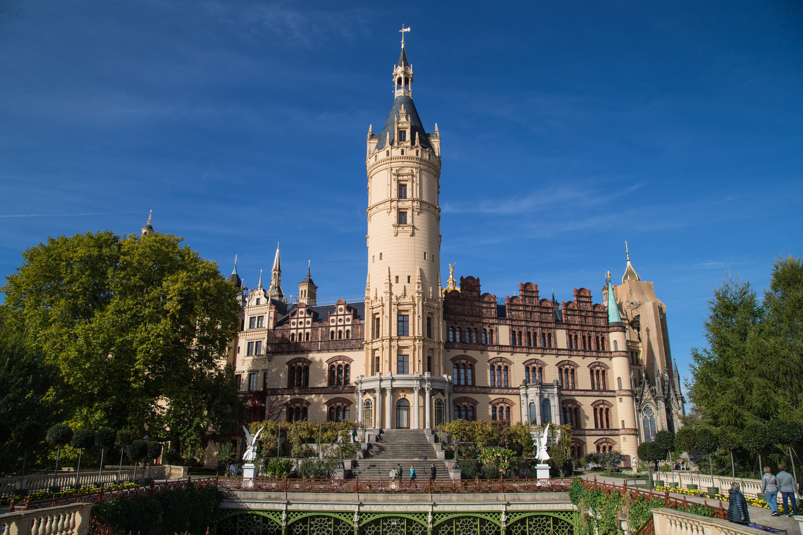 Schloss Schwerin Vor Der Wende Holiday Tour