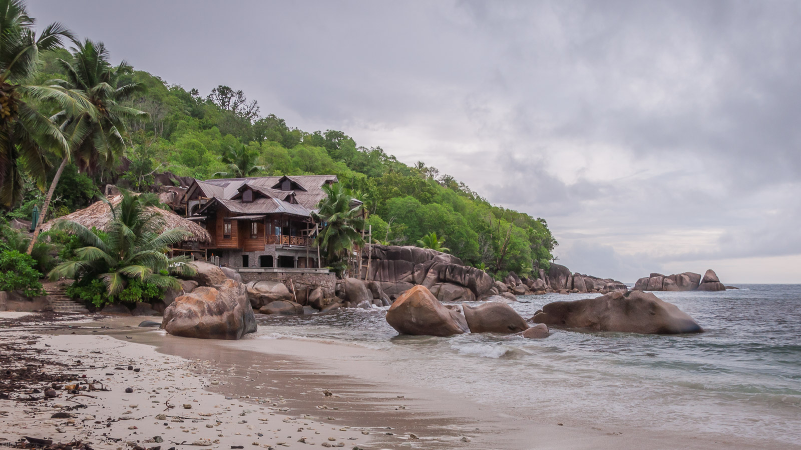 Traumstrand nach dem Regen