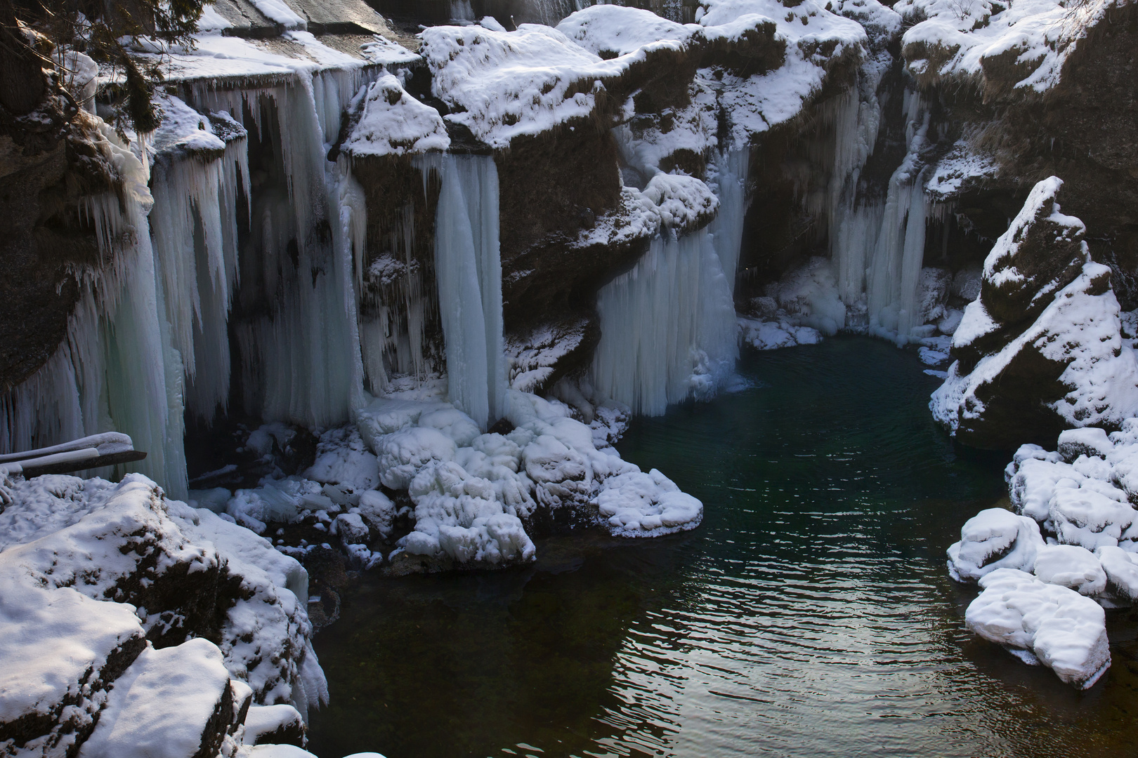 Traunfall  im Winter