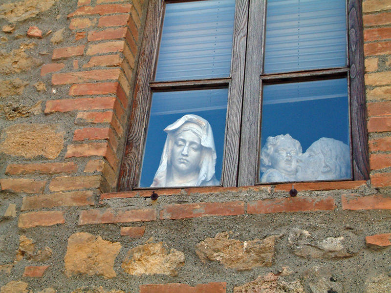 traurige Madonna