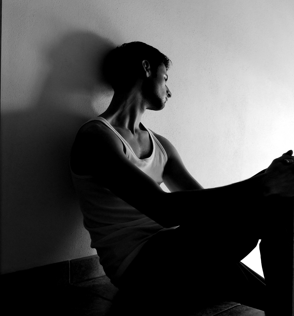 Traurigkeit Foto & Bild  erwachsene, trauer, melancholie Bilder auf 