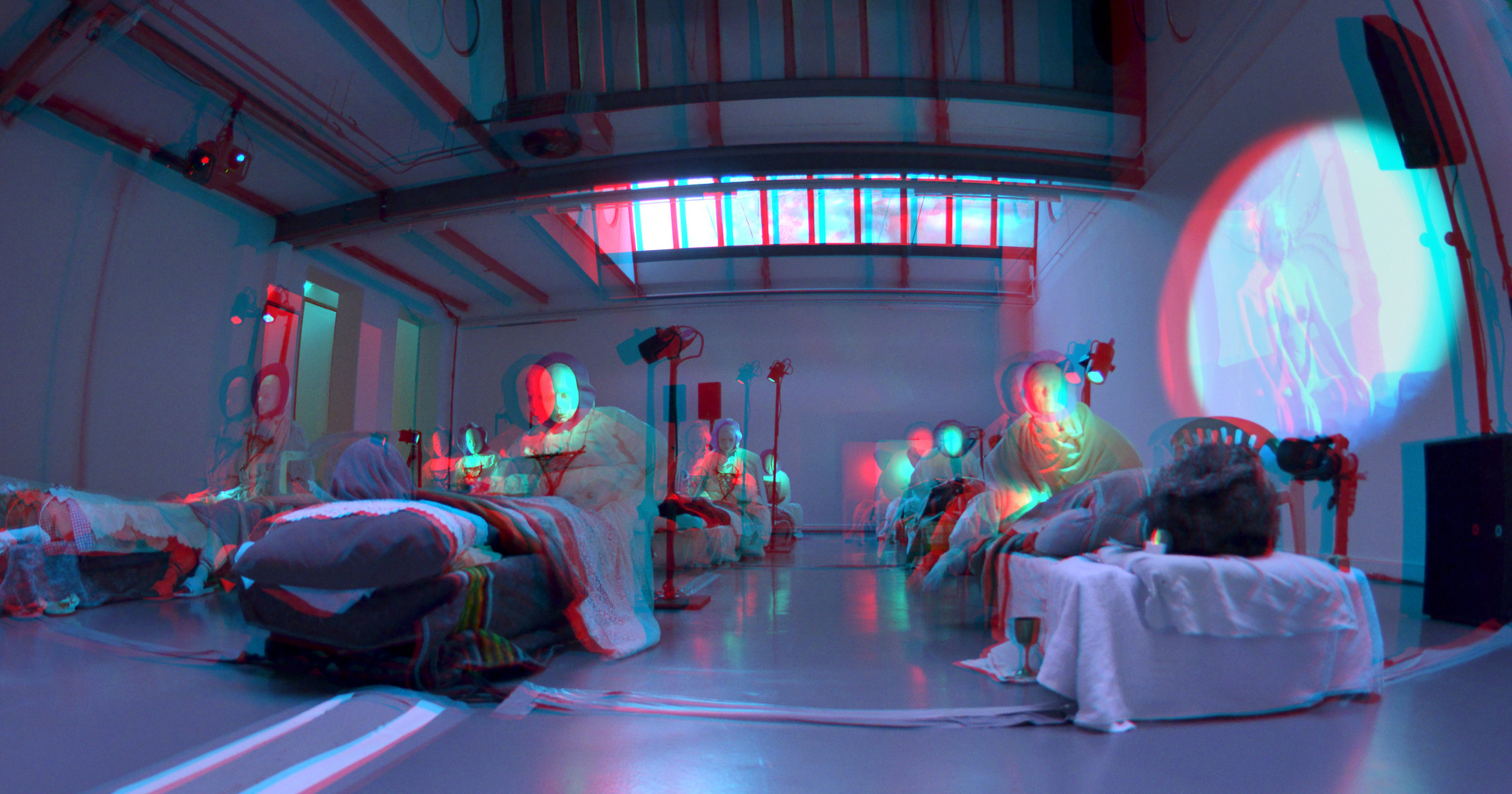 traveling without moving in tent Rotterdam 3D