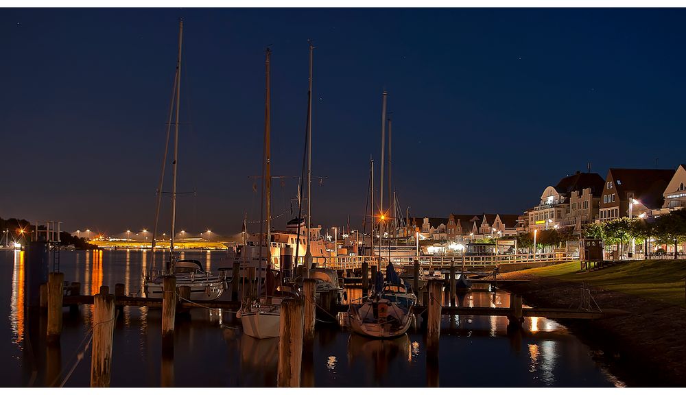 Travemünde bei Nacht