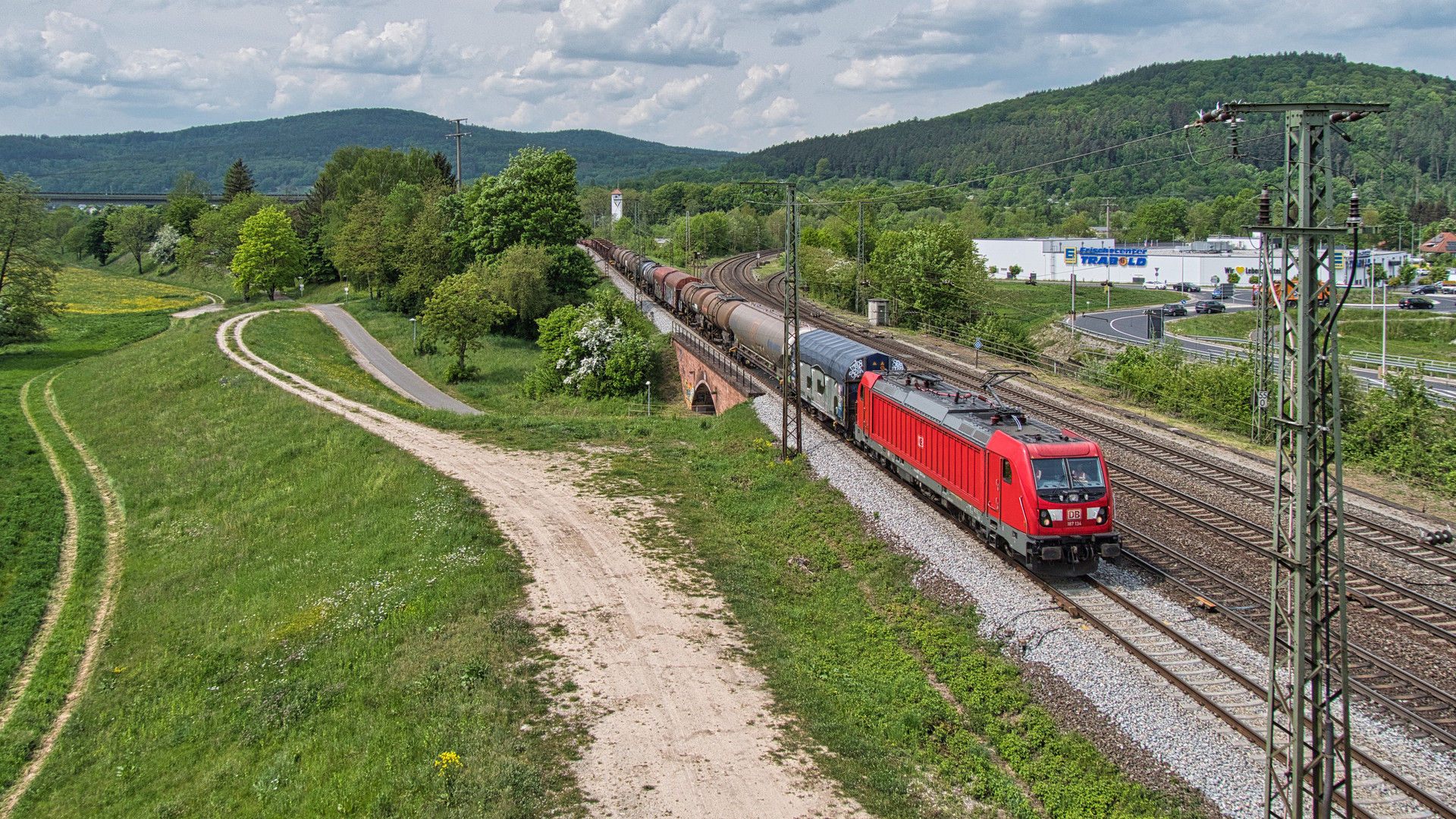 Traxx 3 vor Gemünden