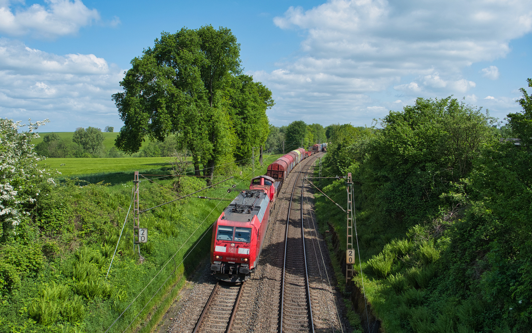 Traxx mit V 90 und "Mischer"