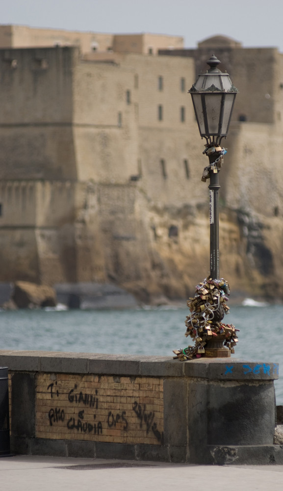 Tre metri sopra… il mare