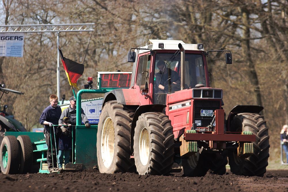 Trecker Treck in Wakendorf II 2013-5