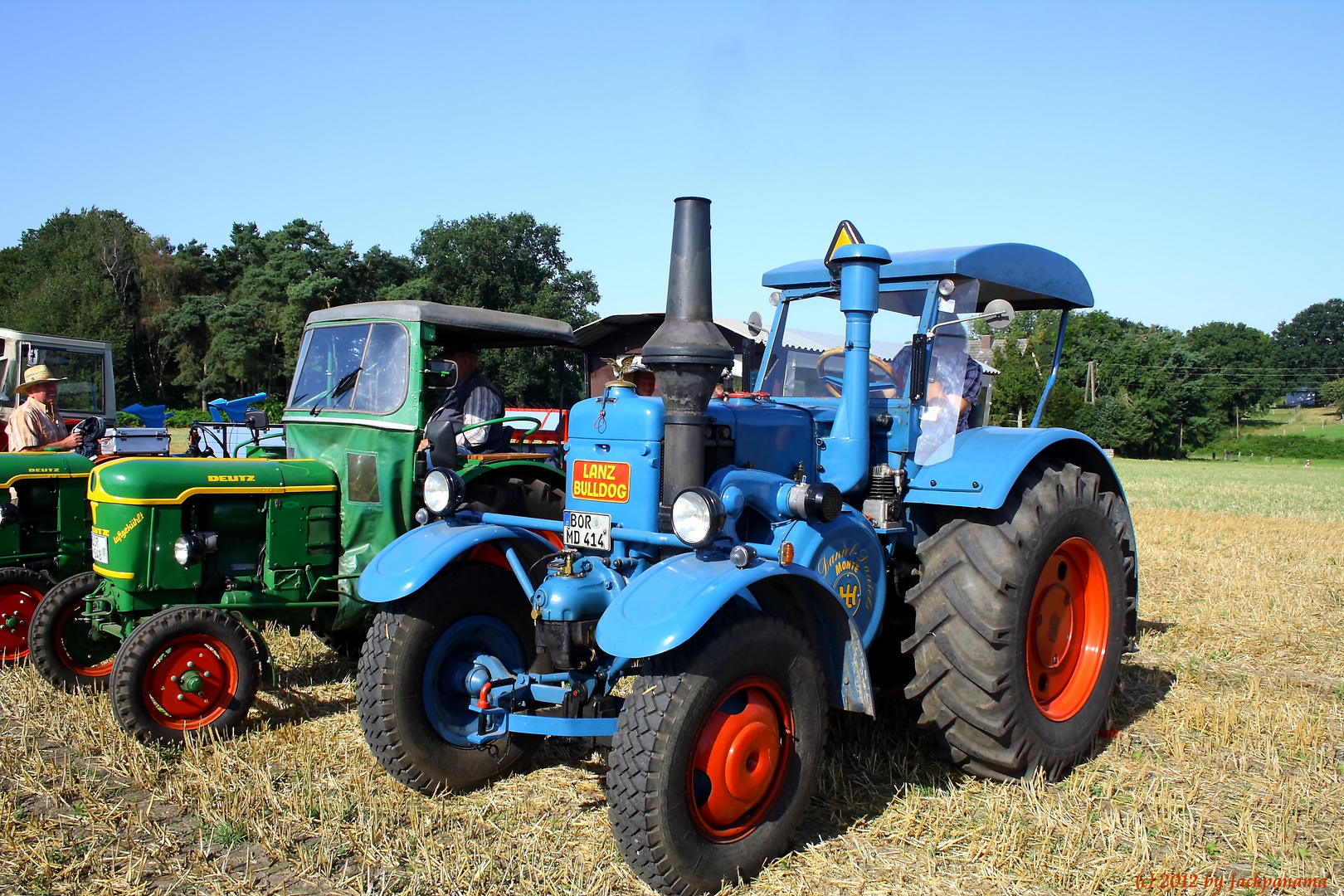 Trecker-Treffen auf dem Stoppelfeld in Hünxe (2)