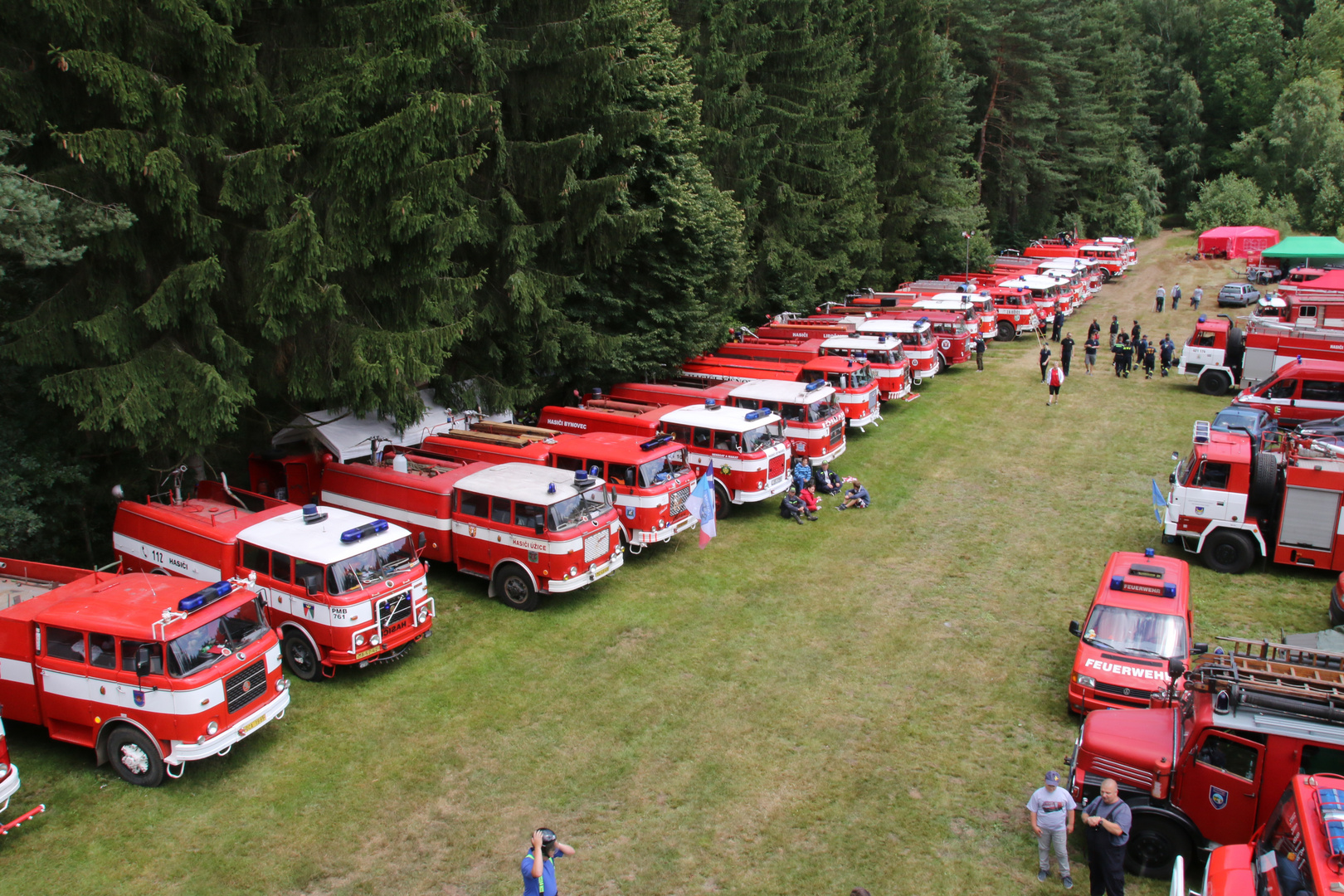 Treffen tschechischer historischer Feuerwehren in Dolny Poustevna