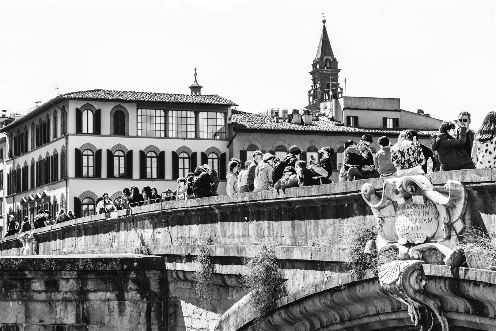 treffpunkt brücke.