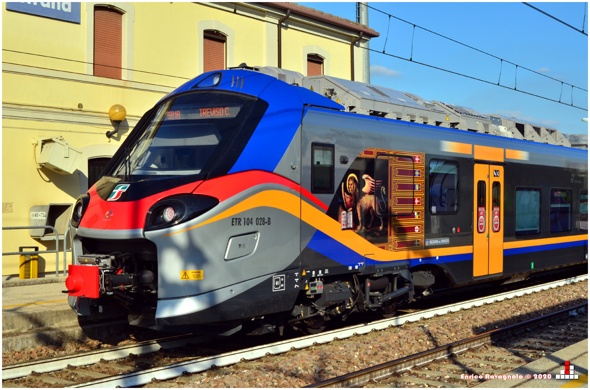 Trenitalia ETR 104 "Pop"