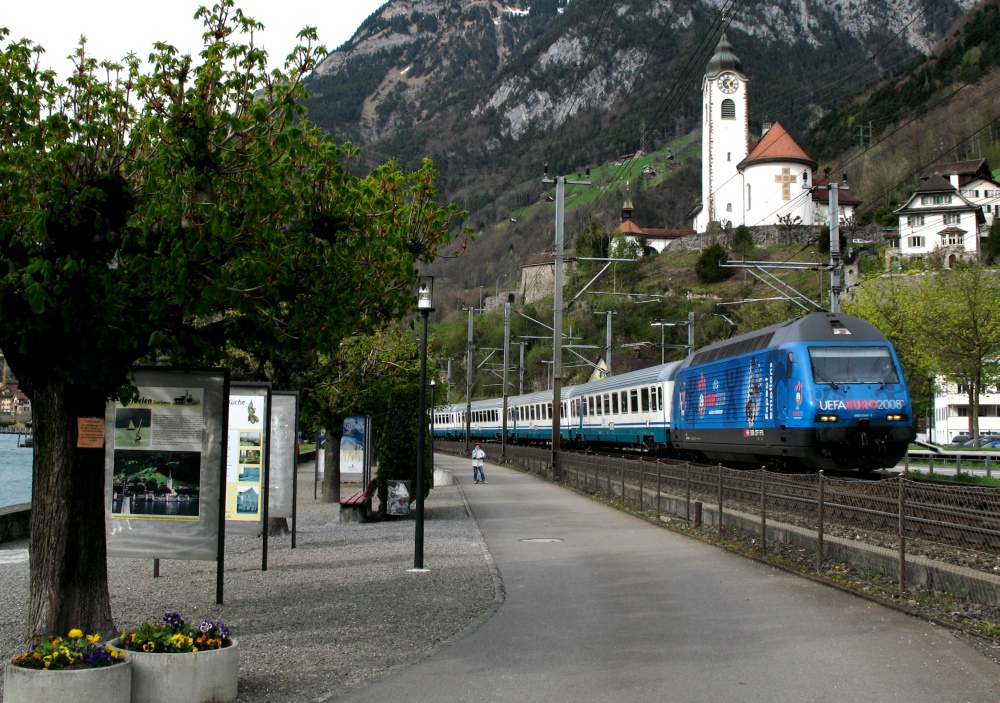 Trenitalia in Flüelen