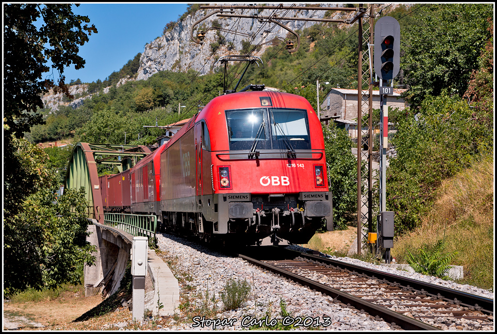 Treno Rca con 1216 143 + 2016 + treno Mav via Hodos per Koper Semir