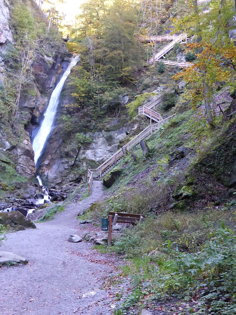 Treppe beim Gainbachwasserfall